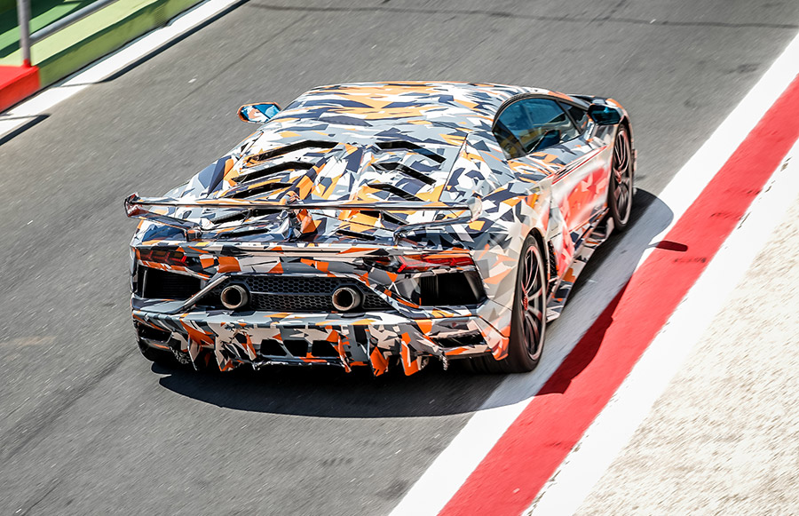 Lamborghini Aventador SVJ Sets Nürburgring Lap Record