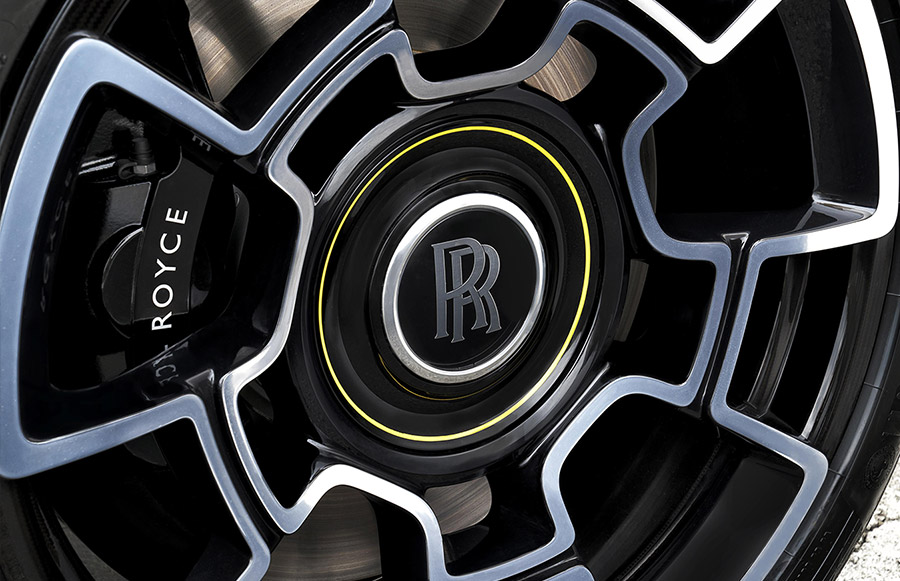Bespoke Rolls-Royce Dawn Black Badge
