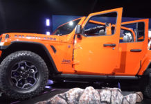 Ryan from ExtremeTerrain Takes a Closer Look at the New Jeep Gladiator ExtremeTerrain Jeep Gladiator Reveal