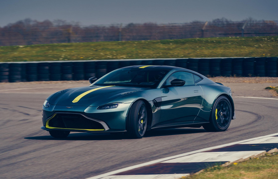 Aston Martin Vantage AMR