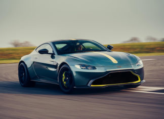 Aston Martin Vantage AMR