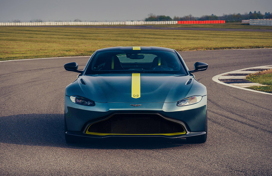 Aston Martin Vantage AMR