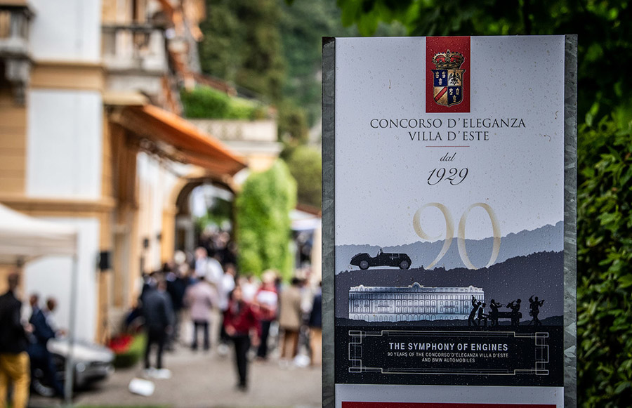 Bugatti La Voiture Noire Wins Design Award at the Villa d'Este