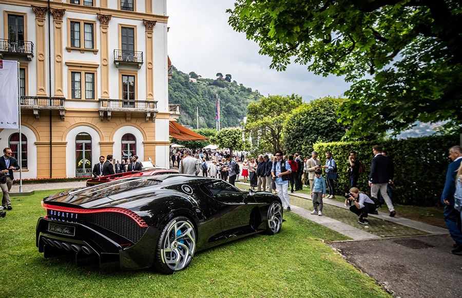 Bugatti La Voiture Noire Wins Design Award at the Villa d'Este