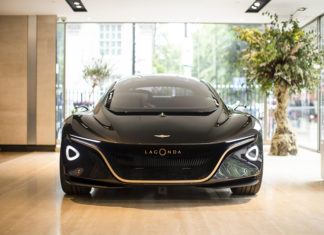 Aston Martin Lagonda 1