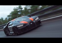 BUGATTI Chiron Breaks Through Magic 300MPH Barrier