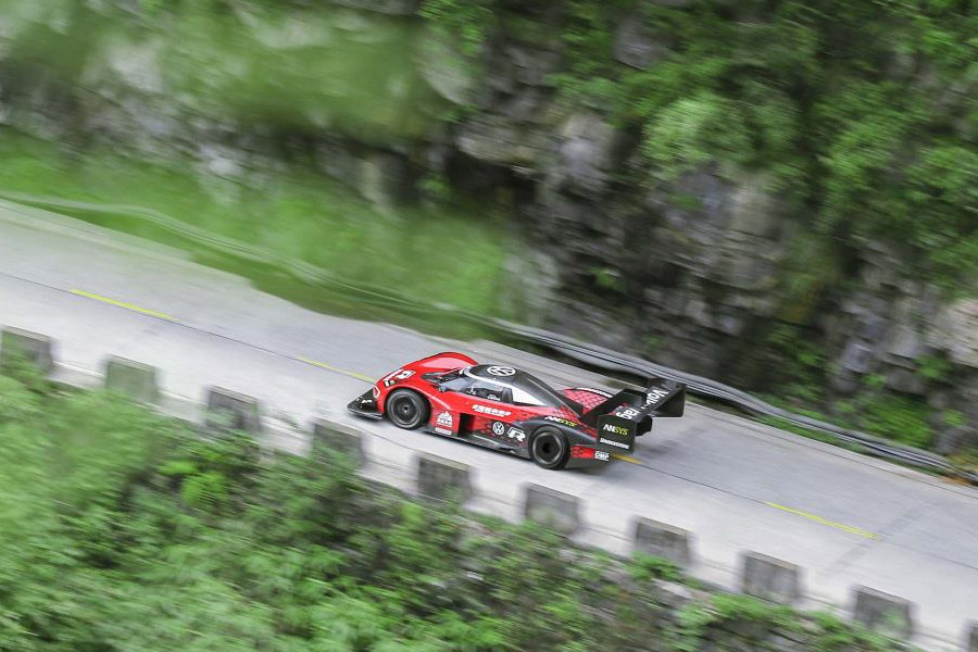 Volkswagen ID.R Tianmen Mountain Record