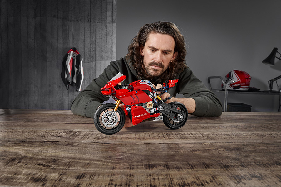Ducati Panigale V4 R LEGO® Technic™