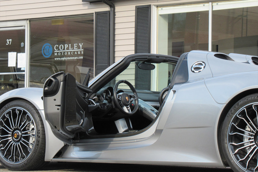 2015 Porsche 918 Spyder