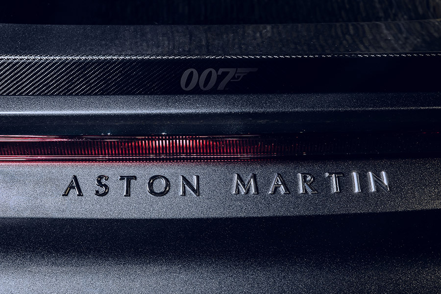 Aston Martin James Bond 007 Edition No Time to Die