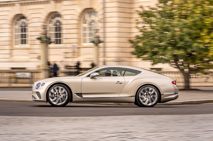 Bentley Continental GT Mulliner Coupe Salon Prive