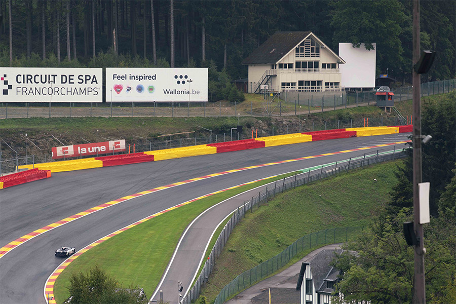 Pagani Huayra Sets New Spa Francorchamps Lap Record