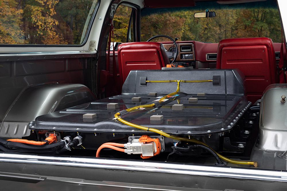 1977 Chevrolet K5 Blazer Electric Propulsion SEMA 360