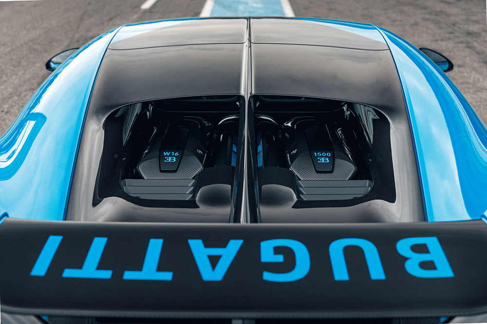 Bugatti Chiron Pur Sport Hockenheimring Test Drive