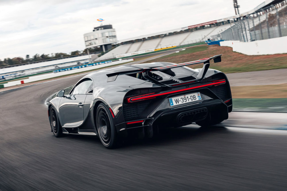Bugatti Chiron Pur Sport Hockenheimring Test Drive