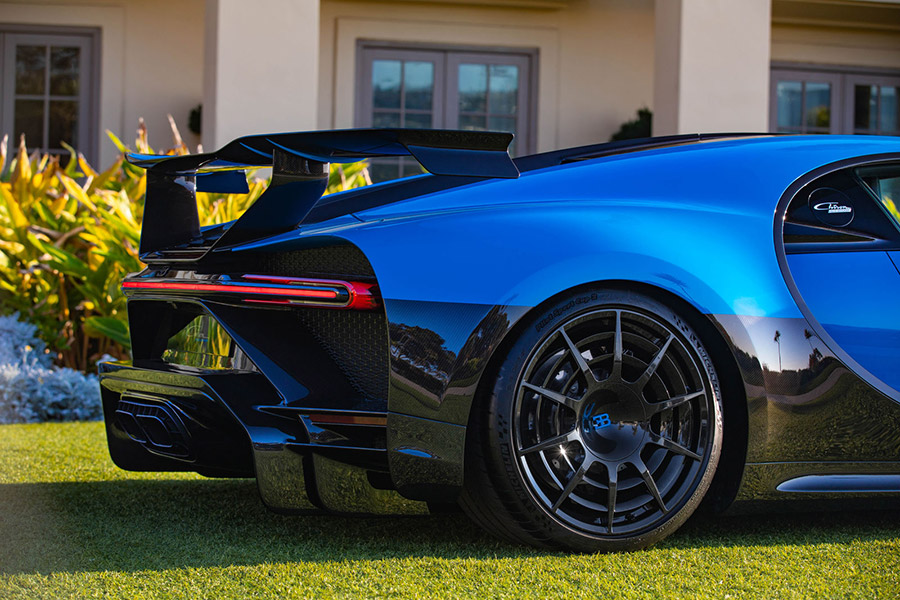 Bugatti Chiron Pur Sport Newport Beach Tour