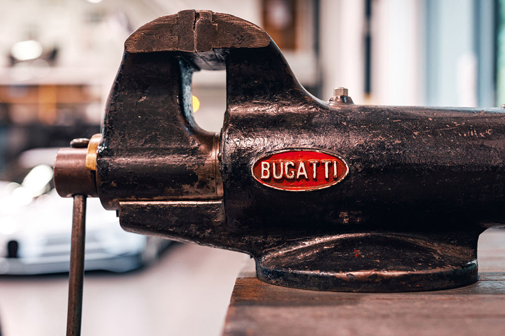 Bugatti Macron Radiator Emblem