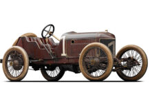 Mullin Automotive Museum to Launch Docent Tour Series