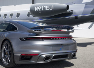 Embraer Business Jet Porsche 911 Turbo S