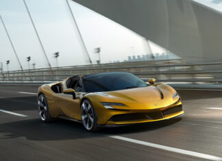 Ferrari SF90 Spider Hybrid