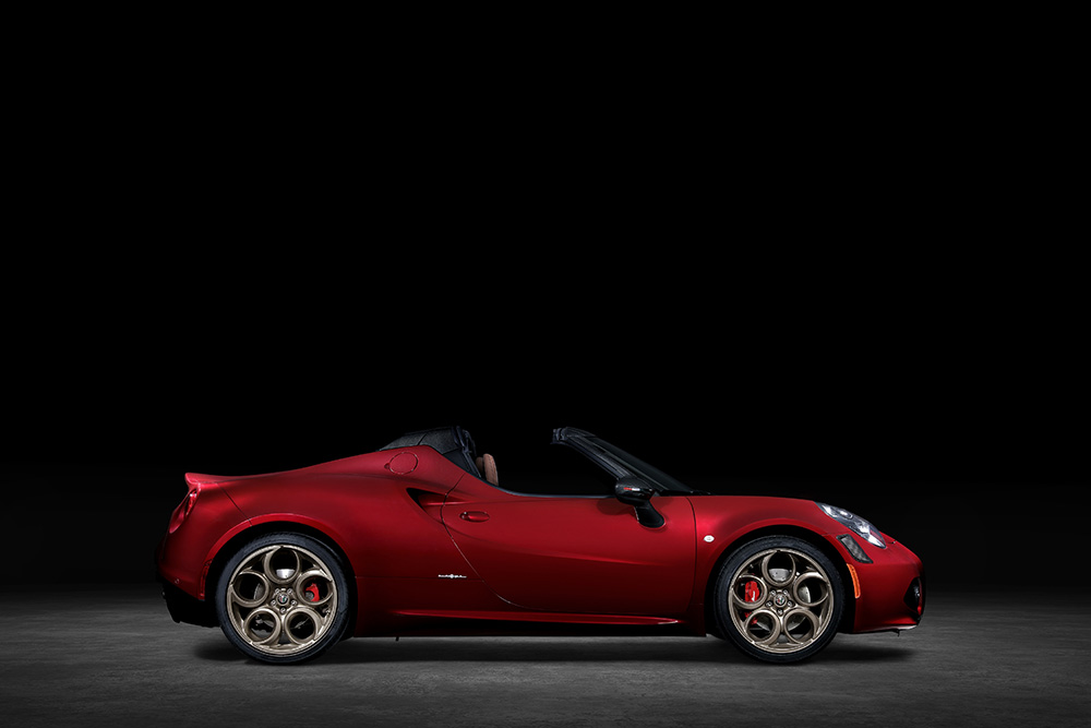 Alfa Romeo Announces 4C Spider 33 Stradale Tributo