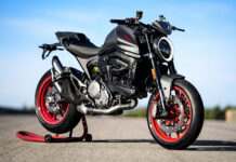 Ducati Monster 1200 S Black on Black