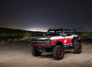 Ford Bronco 4600 Race Truck