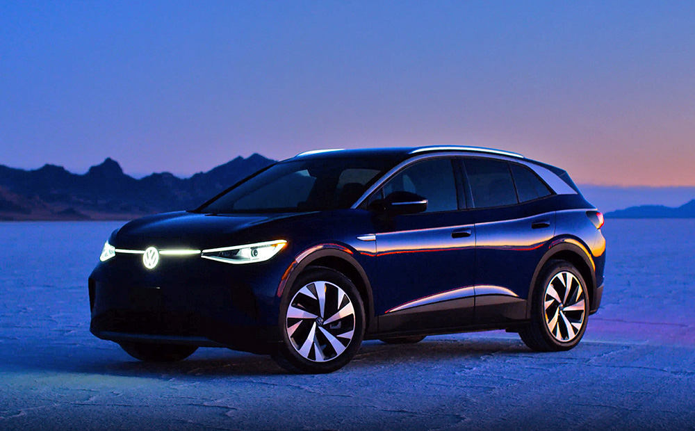 How the Volkswagen ID.4 communicates with light