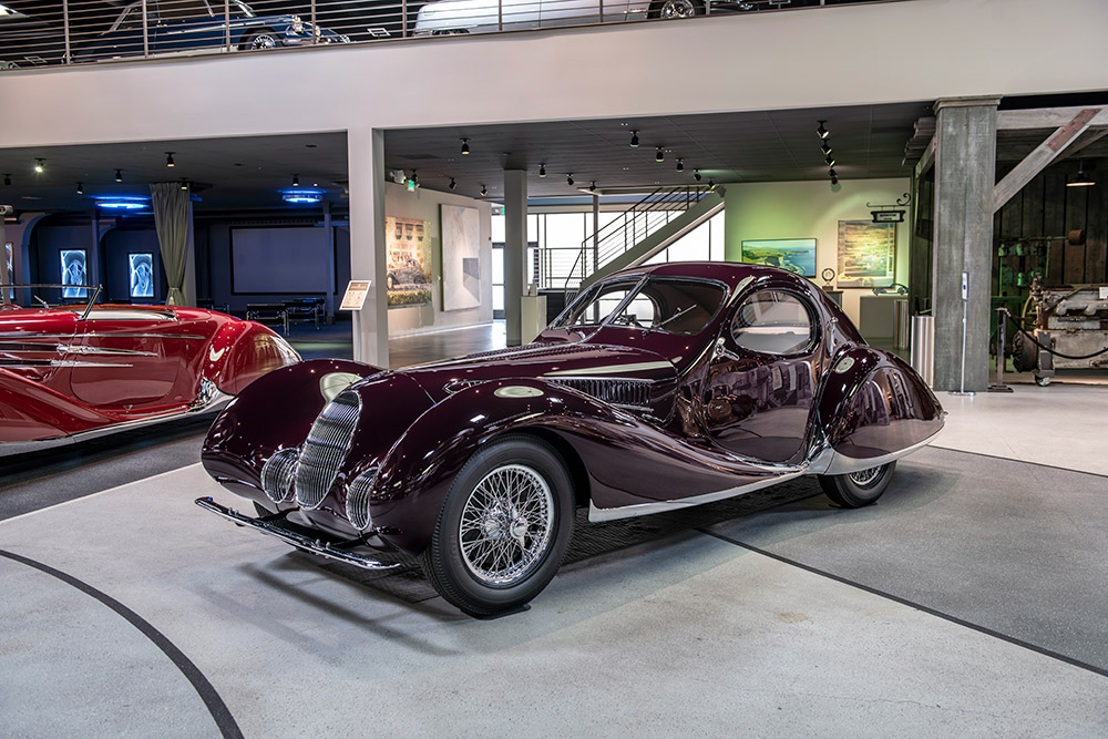 Mullin Automotive Museum Reopens April, 9 2021