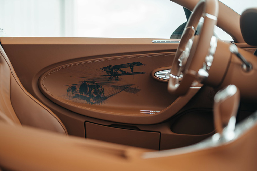 Bugatti Chiron Sport and Dassault Rafale Marine Race
