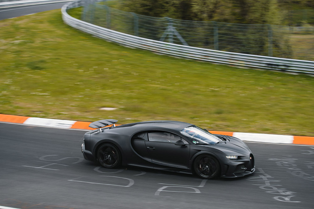 Bugatti Centodieci and Chiron Super Sport 300 on the Nürburgring Nordschleife