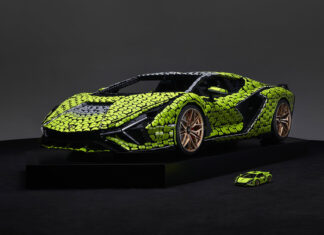 Life-Size LEGO Technic Lamborghini Sián FKP 37