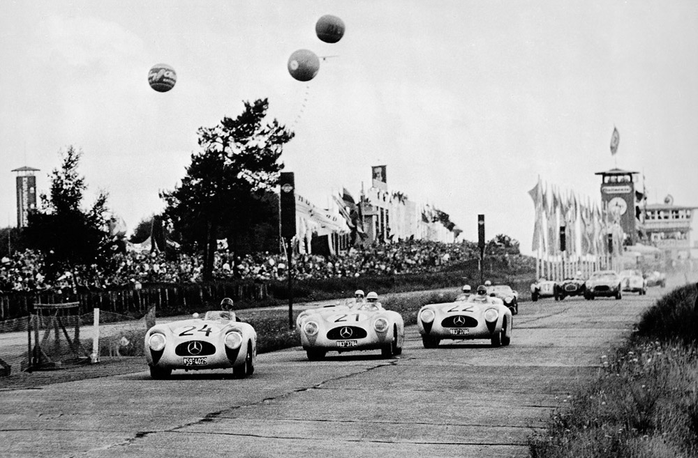 Mercedes-Benz SL History