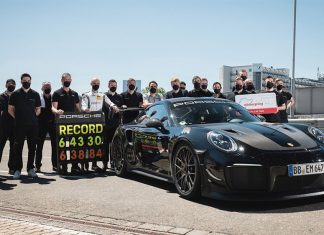 Porsche 911 GT2 RS Sets New Lap Record at the Nürburgring Nordschleife