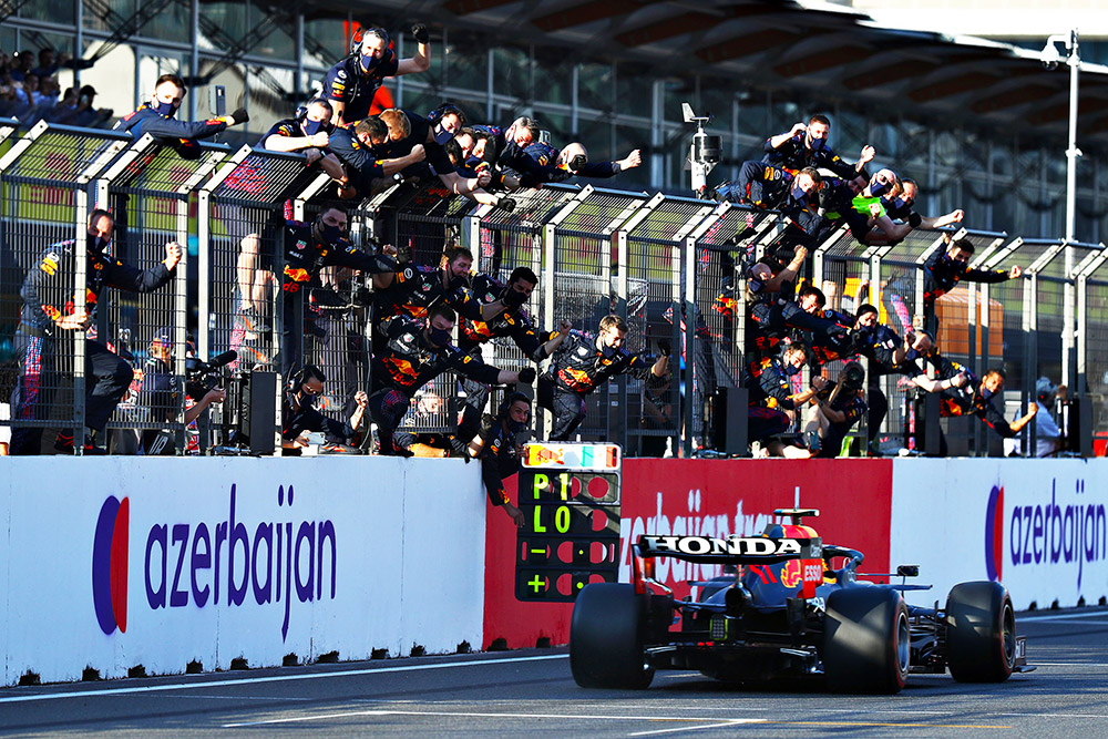 Honda’s Sergio Perez Wins F1 Azerbaijan GP