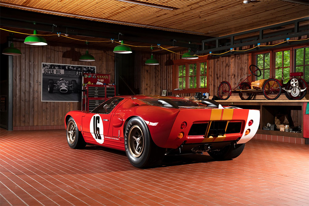 1966 Ford GT40 Alan Mann Lightweight at Gooding & Company Pebble Beach Auction