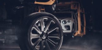 Bentley Mulliner 22 inch Bentayga Carbon Fiber Wheel