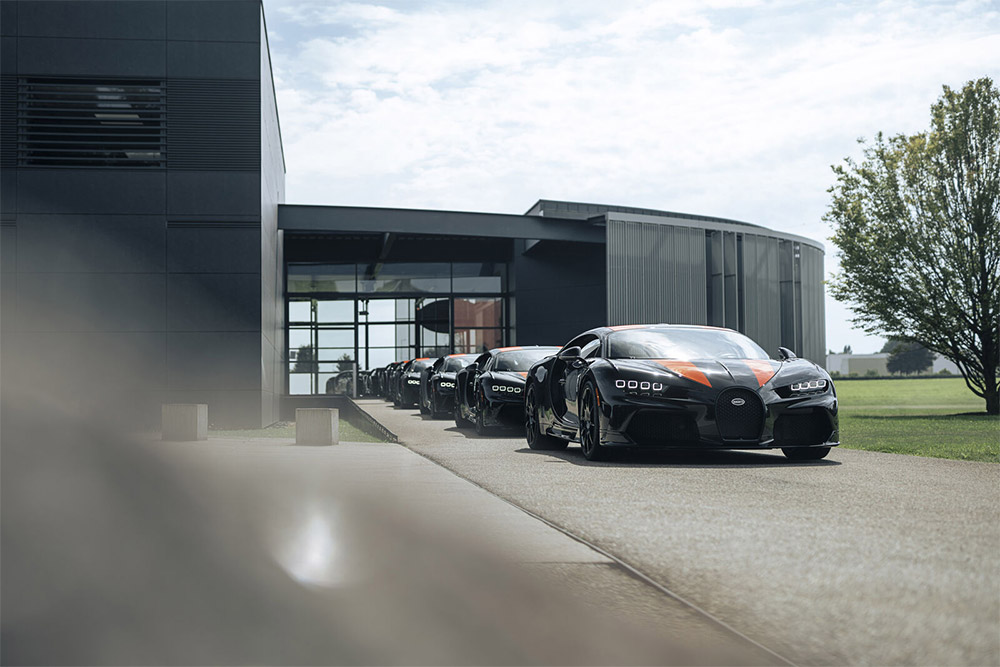The first eight Bugatti Chiron Super Sport 300+ of just 30 units are now ready for delivery.