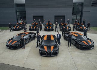 The first eight Bugatti Chiron Super Sport 300+ of just 30 units are now ready for delivery.