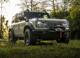 Special-Edition Ford Bronco Everglades Engineered to Take on Extreme Adventures Ford Bronco Everglades Special Edition