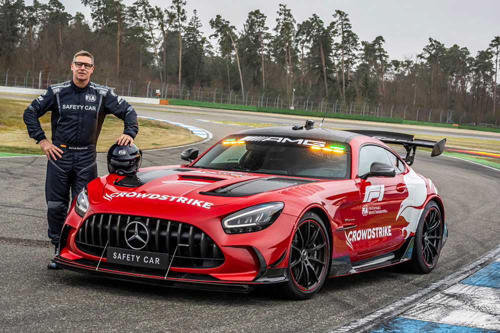 New Official FIA Safety Car and Medical Car from MercedesAMG for