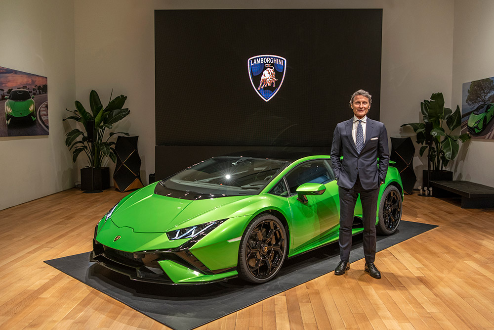Lamborghini Huracán Tecnica New York International Auto Show Reveal