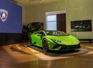 Lamborghini Huracán Tecnica New York International Auto Show Reveal