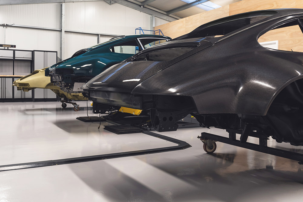 Theon Design bespoke Porsche 911 (964) based commissions