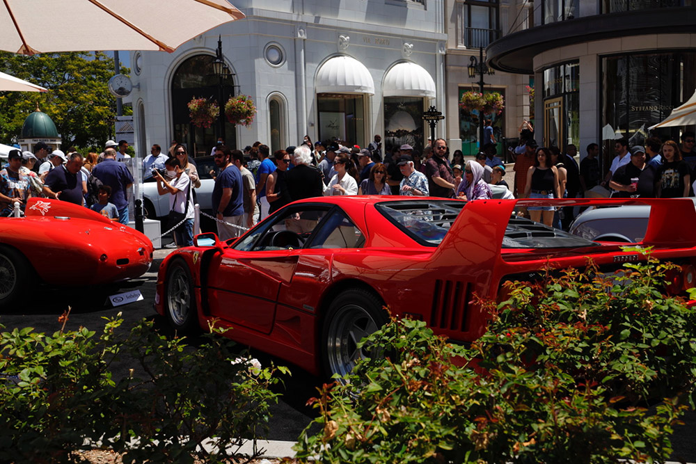 Supercar Party on Rodeo Drive 