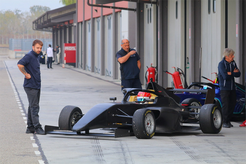 Racing in Italy Formula 4 Track Day
