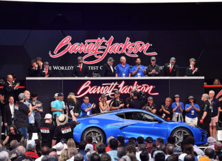 First Retail Production 2024 Corvette E-Ray Raises $1.1 Million for DonorsChoose at Barrett-Jackson