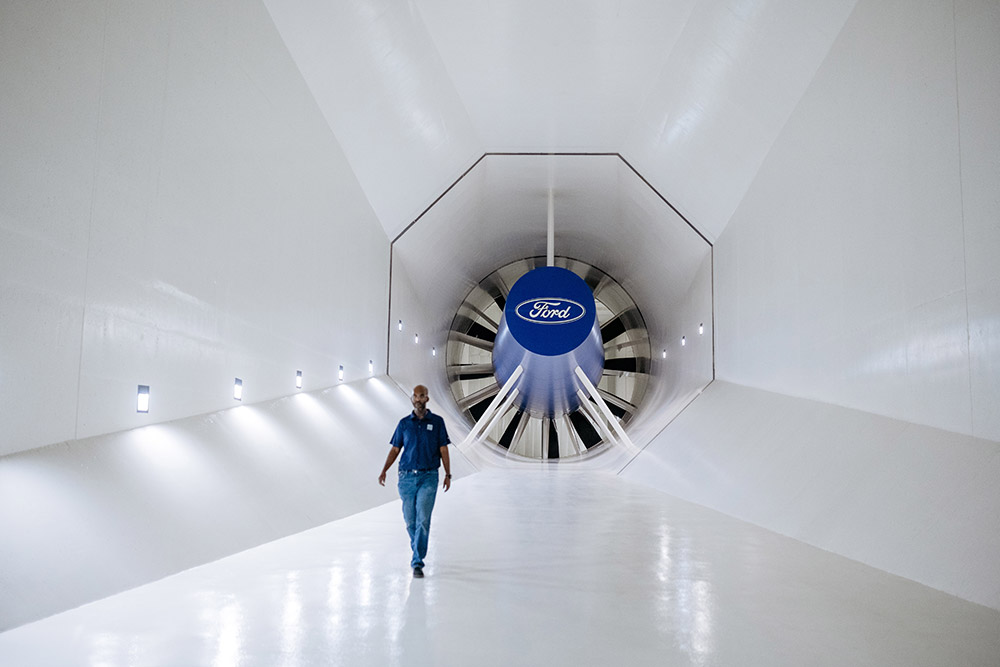 Ford Rolling Road Wind Tunnel