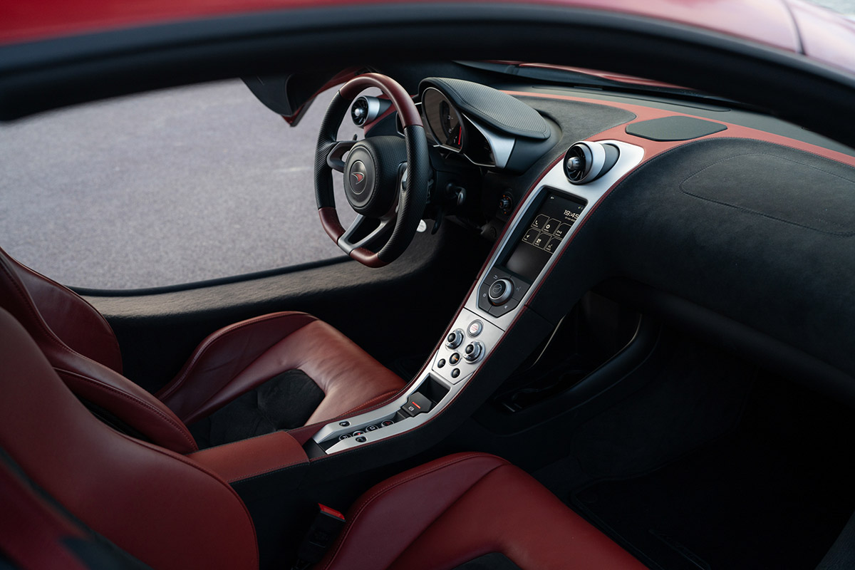 F1 World Champions Lewis Hamilton and Jenson Button McLaren supercars at Concorso d’Eleganza Villa d’Este Auction