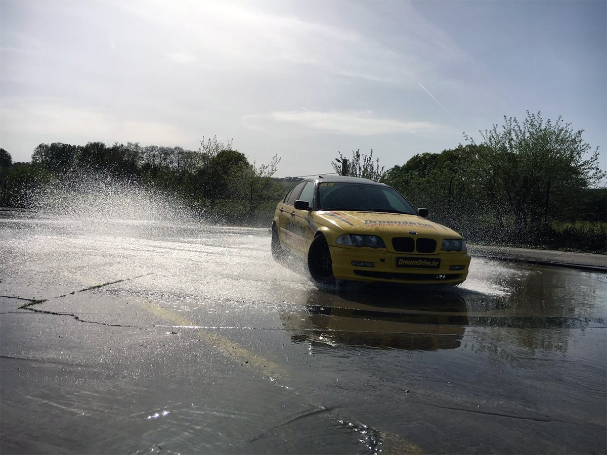 DriftDRIVE Wet Weather Drift School